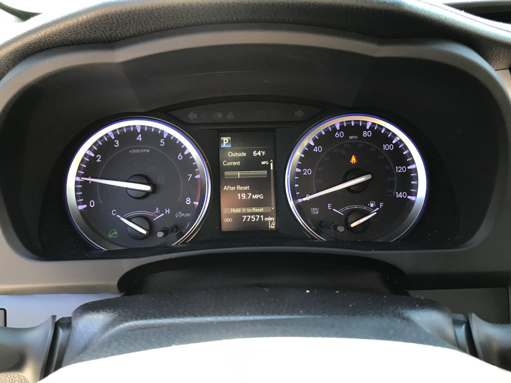 Used 2019 Toyota Highlander XLE AWD/4WD image 16