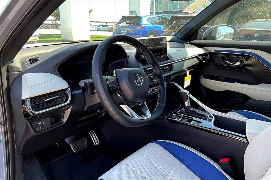 Used 2025 Acura ADX A-Spec image 18