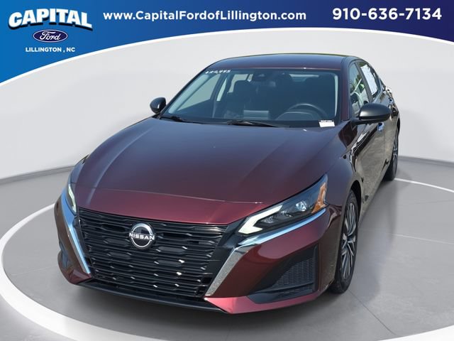 Used 2025 Nissan Altima 2.5 SV FWD image 1