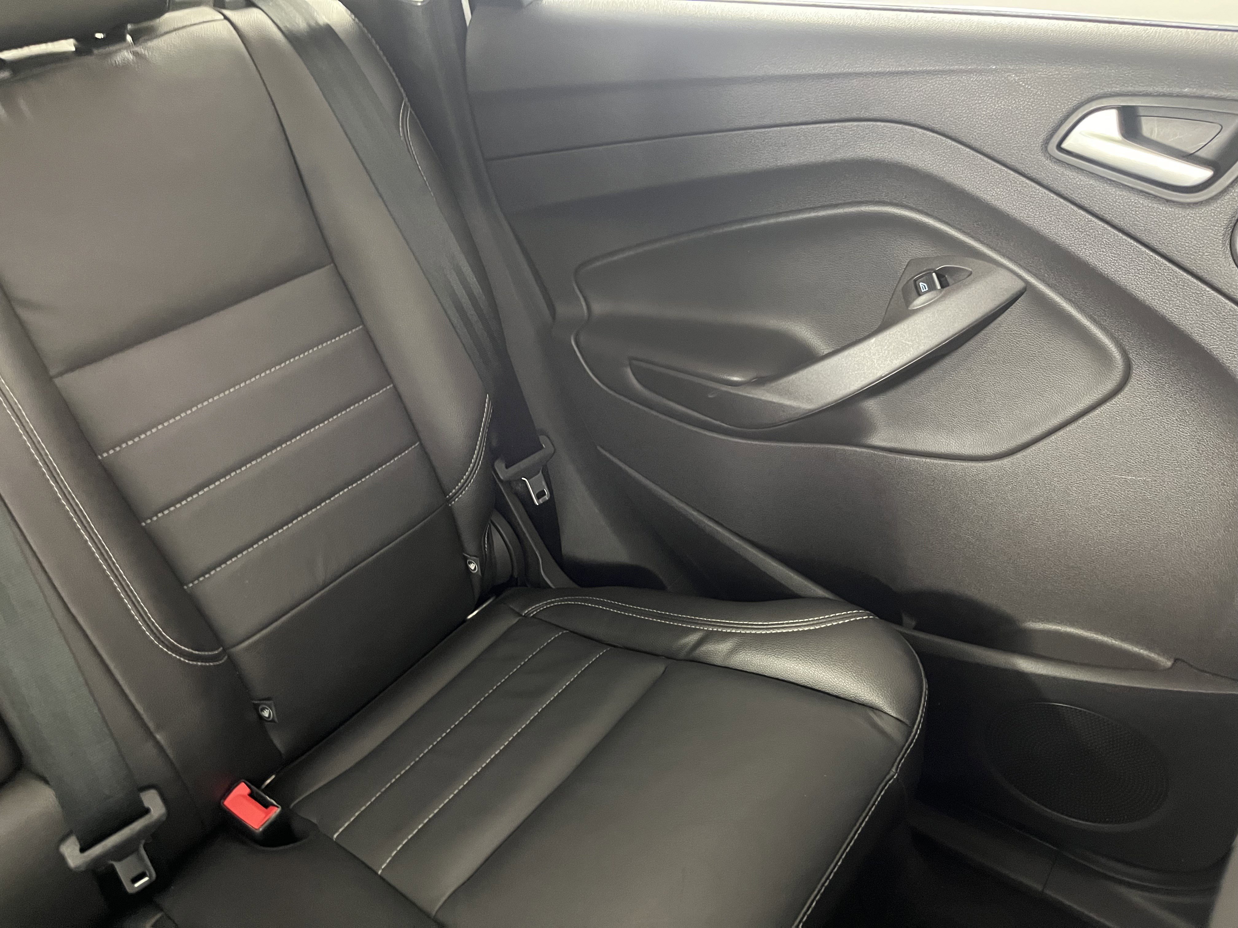 Used 2016 Ford Escape Titanium w/ Equipment Group 301A image 24