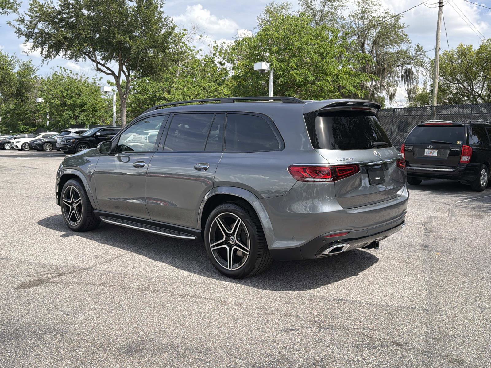 Certified 2023 Mercedes-Benz GLS 450 4MATIC w/ AMG Line Exterior image 5