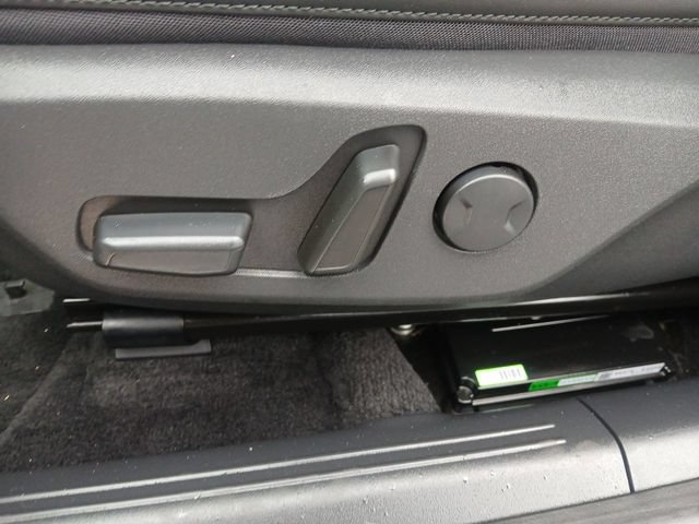 Certified 2024 Kia Niro Wave w/ Wave Preserve Package FWD image 14