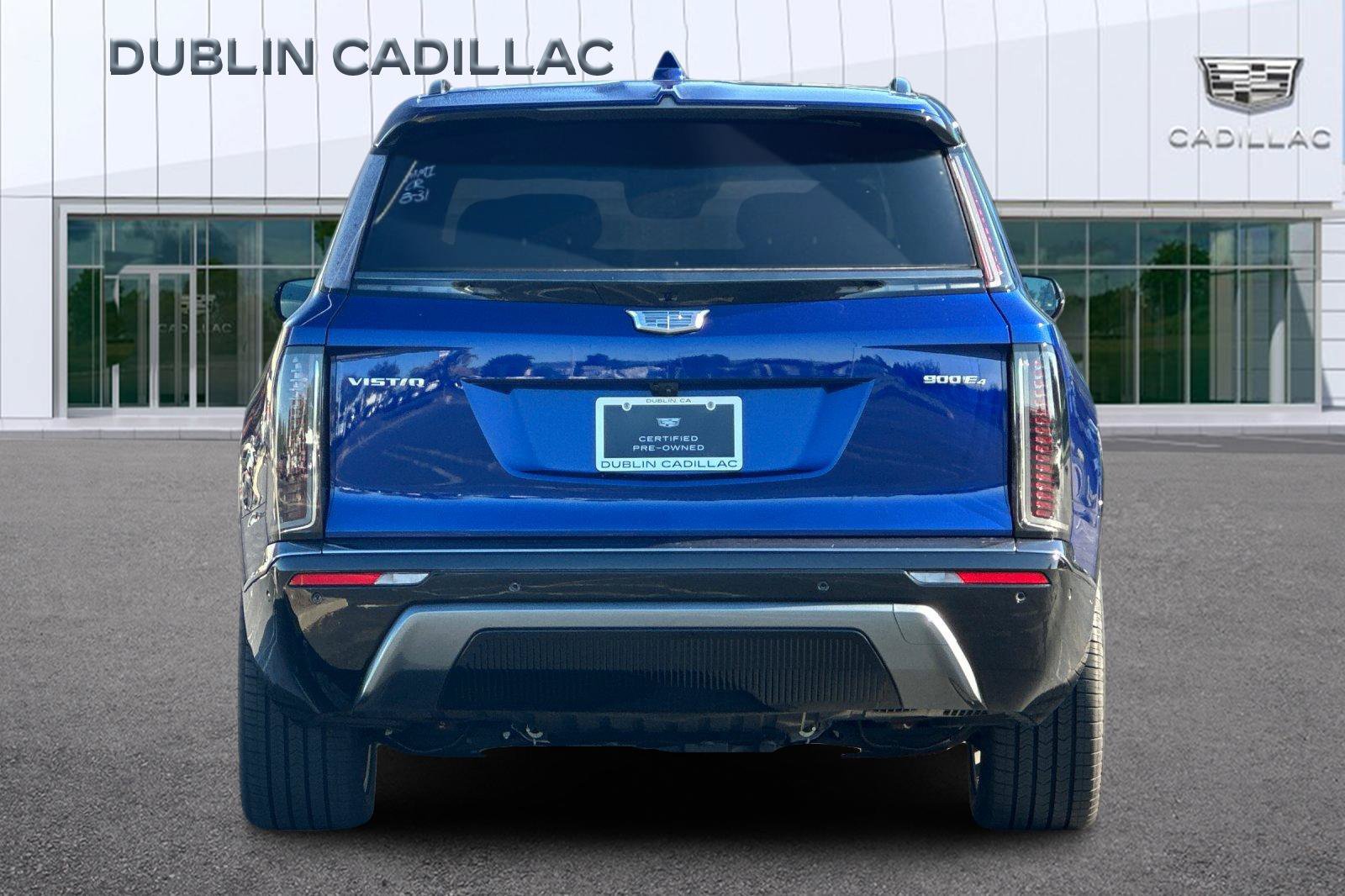 Certified 2026 Cadillac Vistiq Sport w/ LPO, Floor Liner Package AWD/4WD image 5