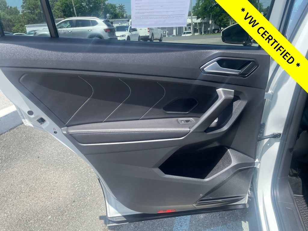 Certified 2023 Volkswagen Tiguan SE AWD/4WD image 18