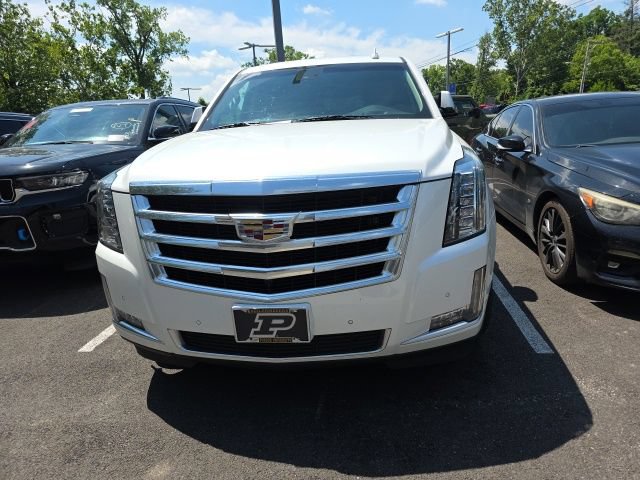 Used 2017 Cadillac Escalade ESV Luxury AWD/4WD image 2