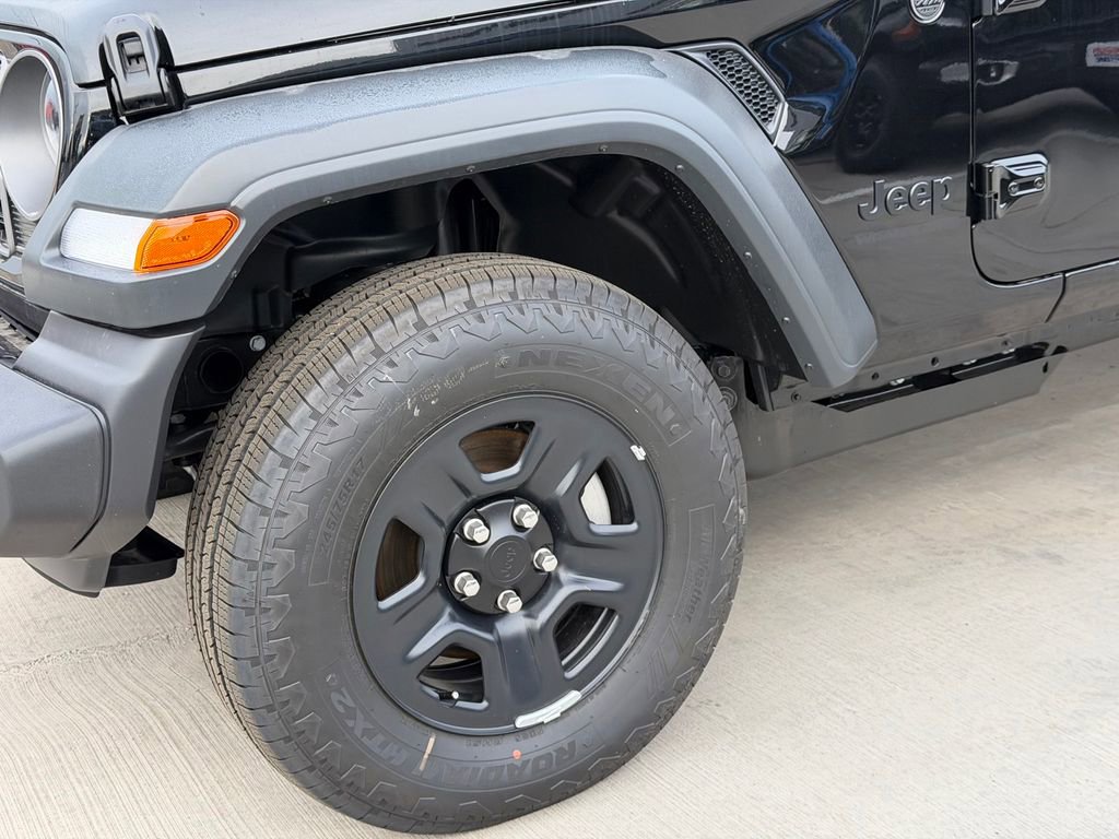 New 2026 Jeep Wrangler Unlimited Sport AWD/4WD image 9