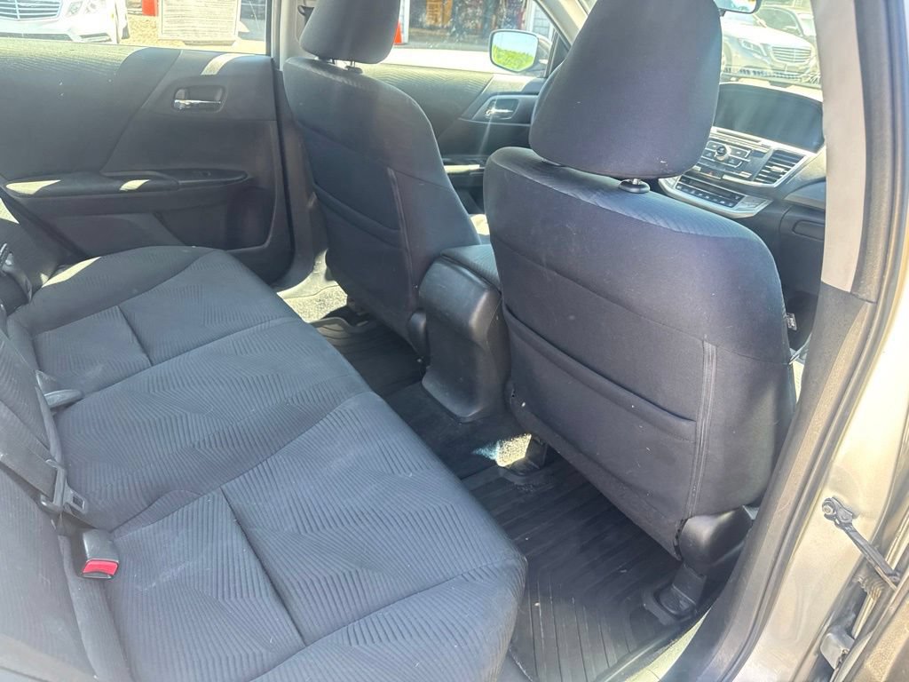 Used 2014 Honda Accord LX image 32