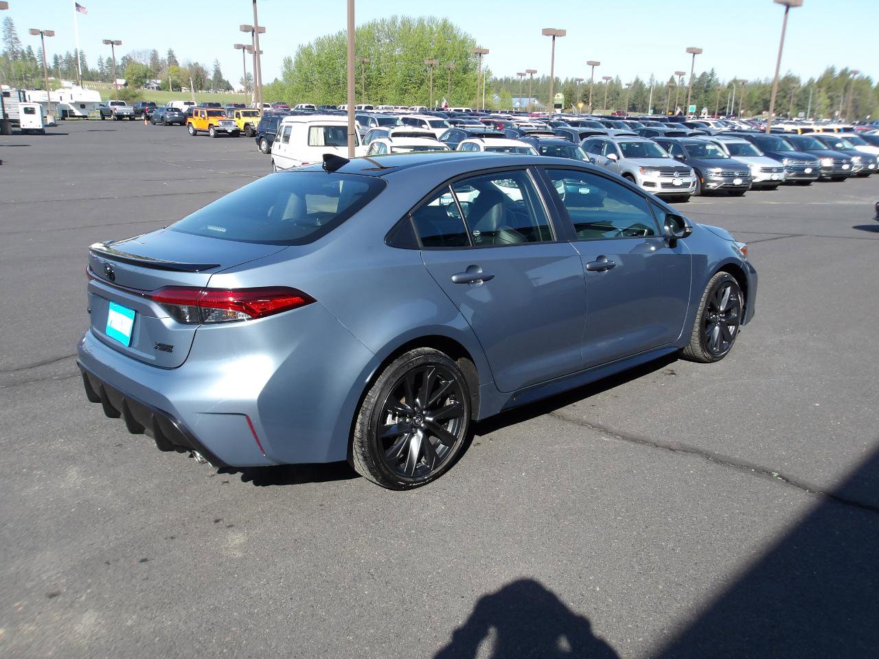 Used 2024 Toyota Corolla XSE FWD image 5