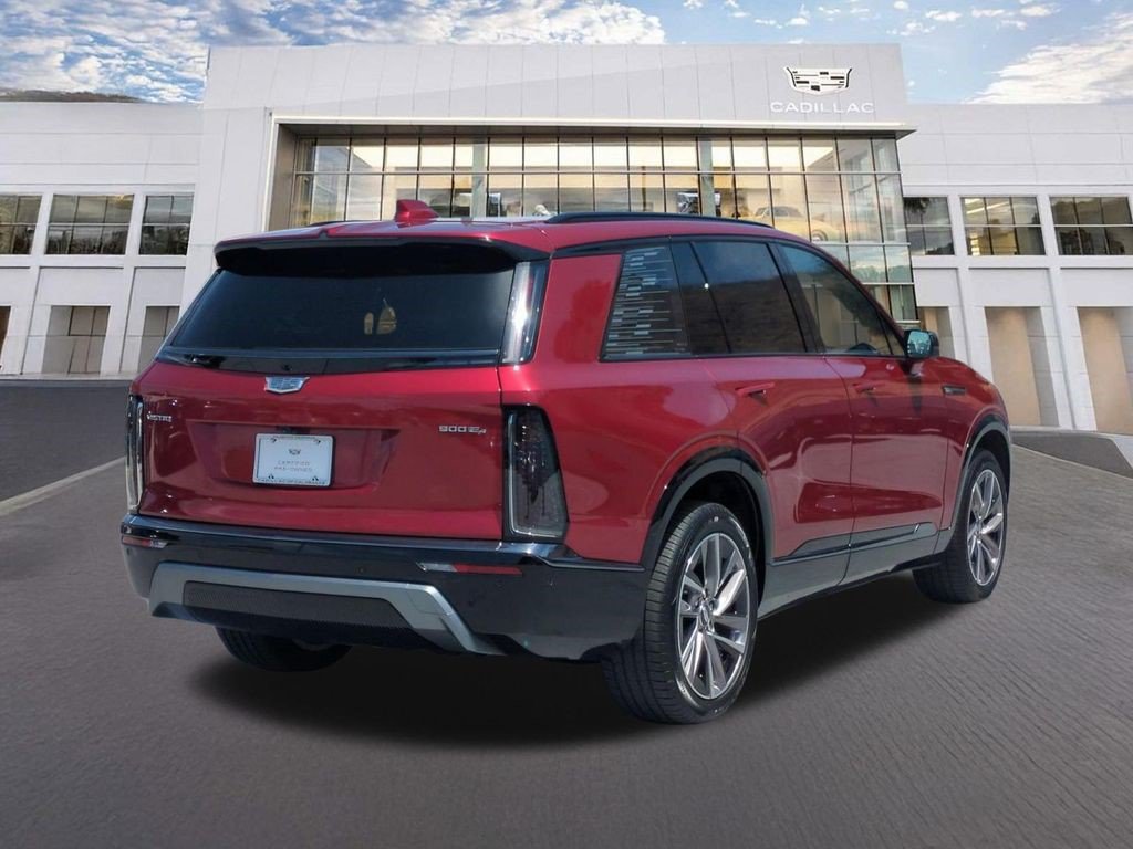 Certified 2026 Cadillac Vistiq Premium Luxury w/ LPO, Floor Liner Package AWD/4WD image 5