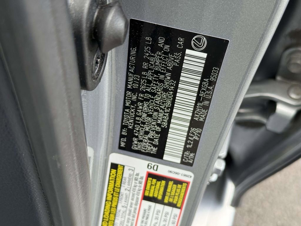 Used 2024 Lexus ES 300h F Sport w/ Accessory Package (Z2) image 30