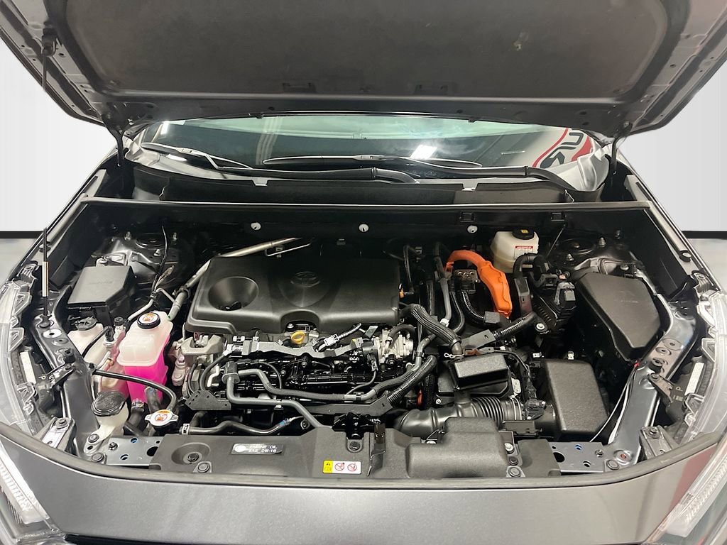 Used 2024 Toyota RAV4 SE w/ Convenience Package image 31