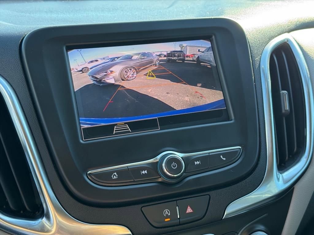 Used 2024 Chevrolet Equinox LS w/ LS Convenience Package image 24