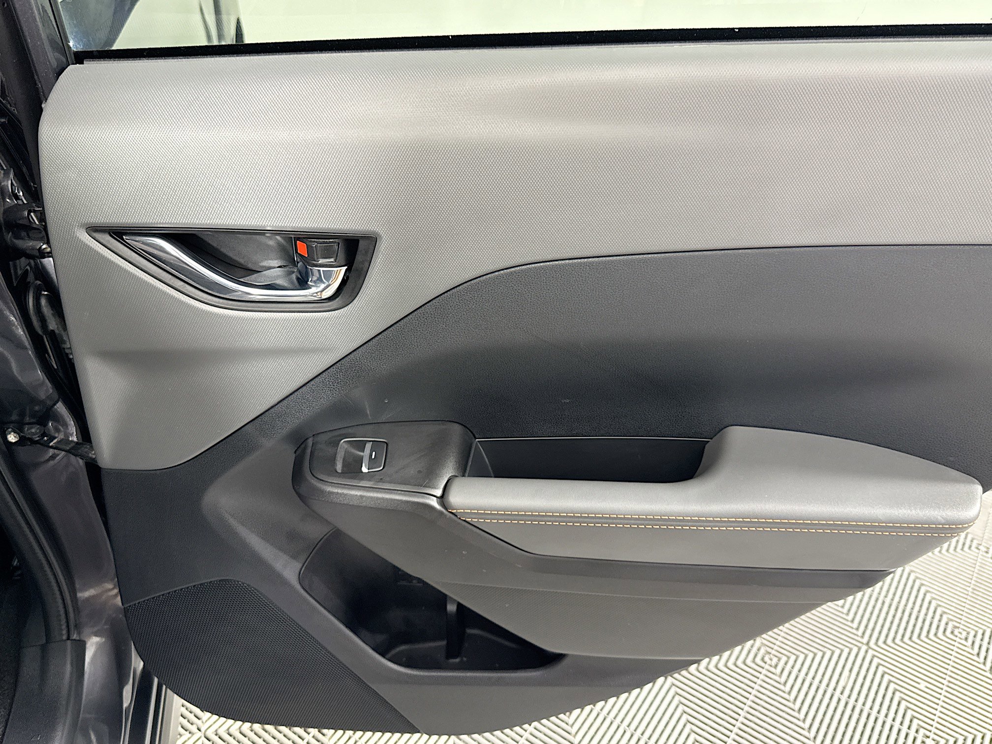 Used 2024 Subaru Crosstrek 2.5i Limited w/ Crosstrek Mirror Package AWD/4WD image 27