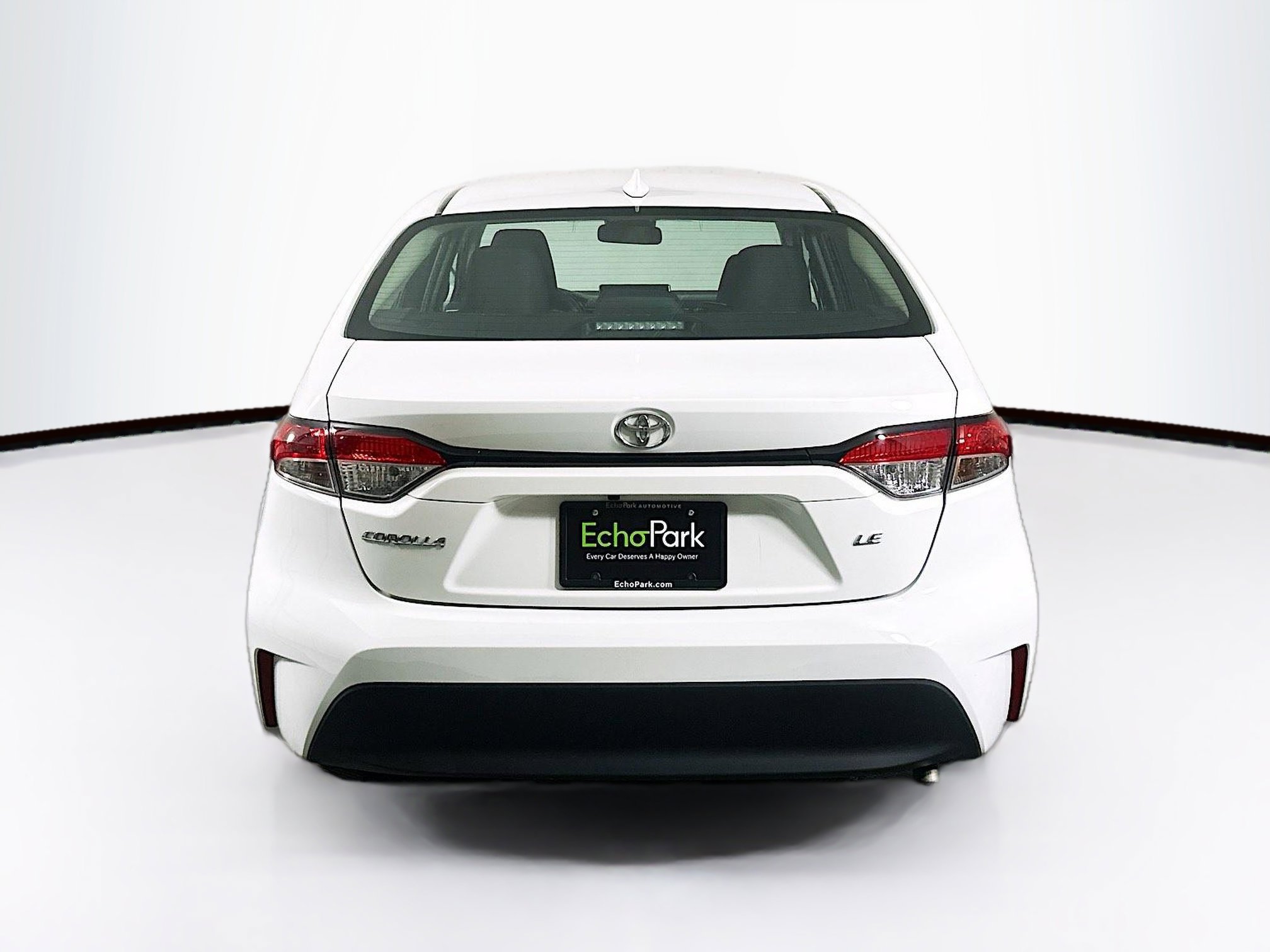 Used 2024 Toyota Corolla LE FWD image 7
