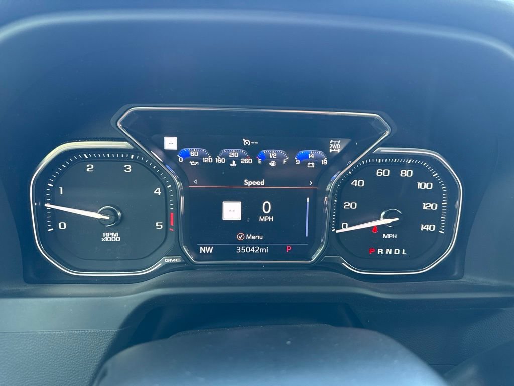 Used 2022 GMC Sierra 3500 Denali AWD/4WD image 16