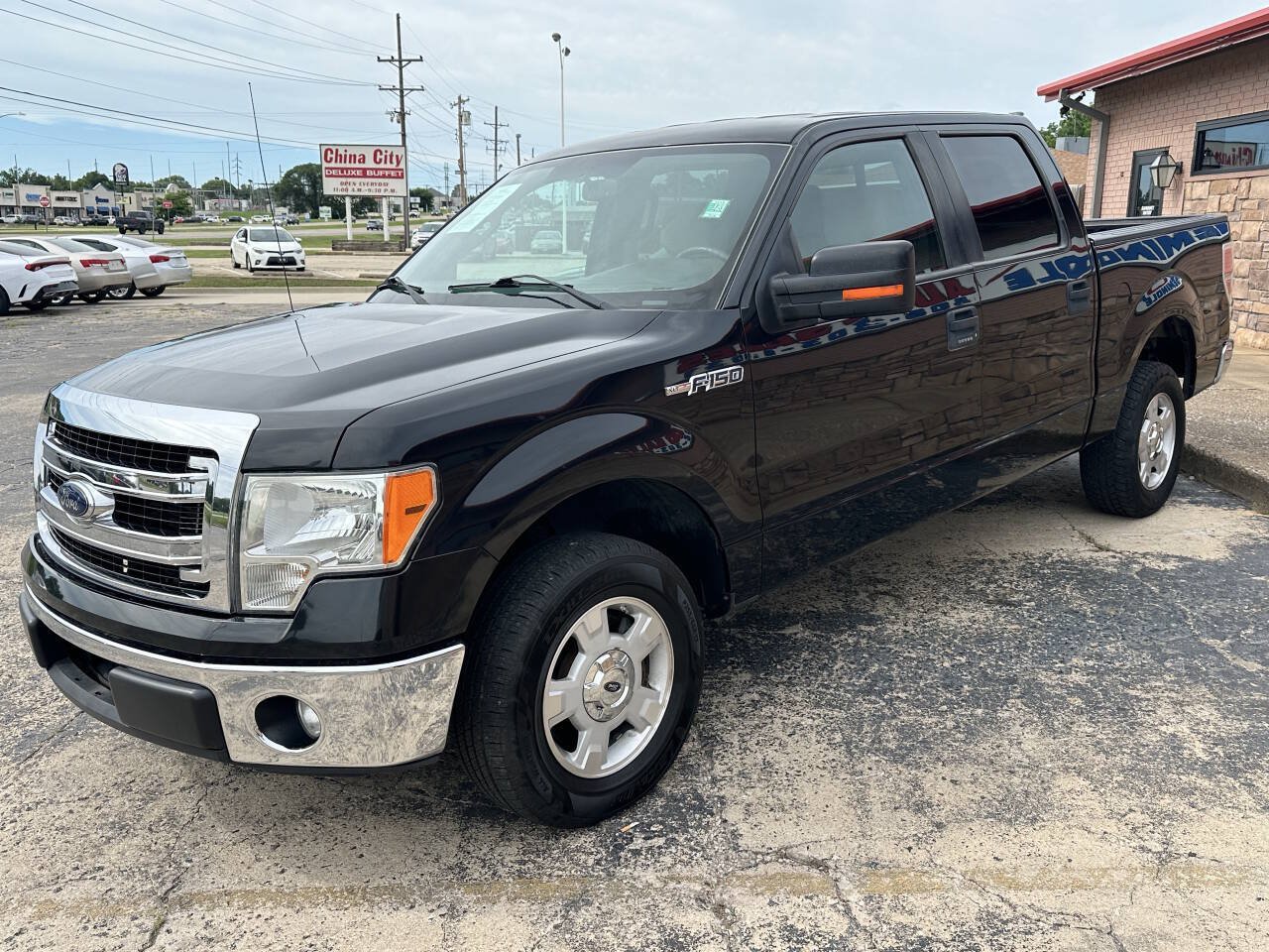 Used 2014 Ford F150 XLT w/ XLT Convenience Package RWD image 5