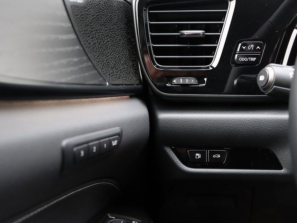 New 2026 Lexus NX 450h+ AWD w/ Luxury Package image 27