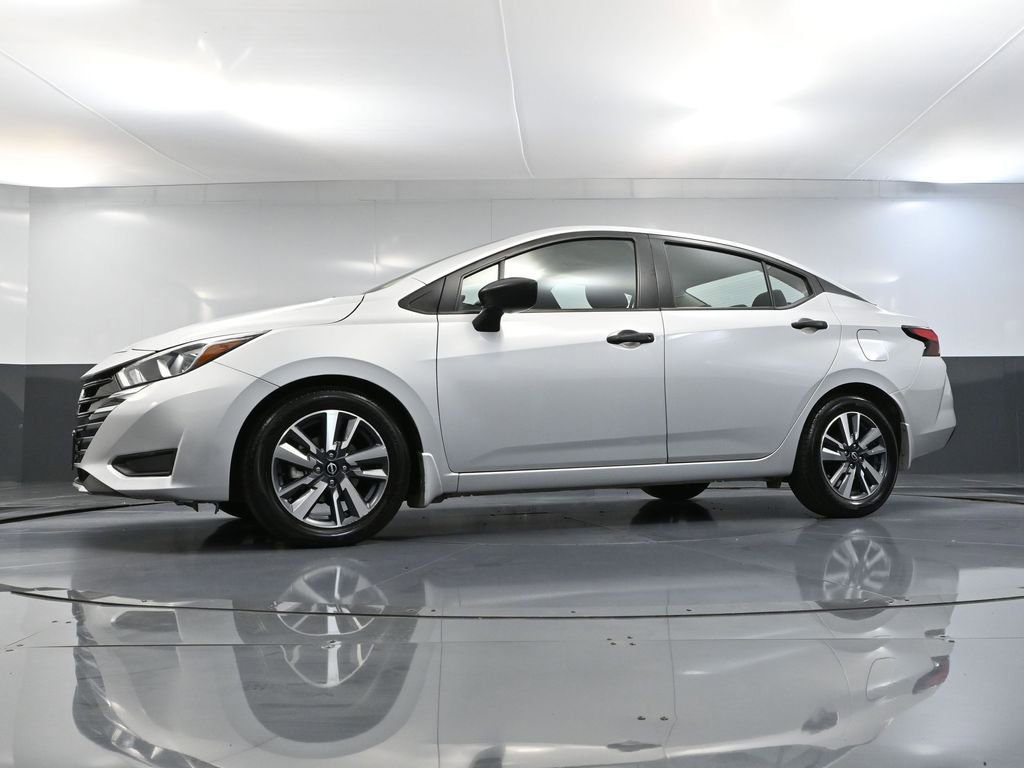 Used 2024 Nissan Versa S w/ S Plus Package image 52