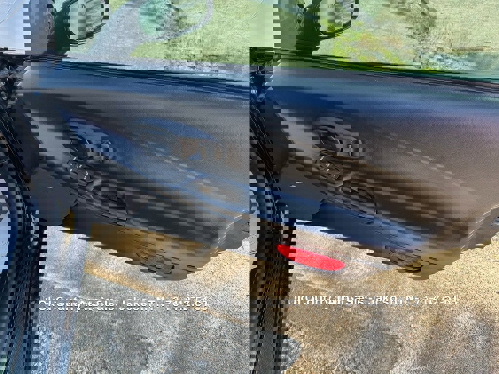 Used 2003 Chevrolet Corvette Convertible w/ Preferred Equipment Group1 image 11