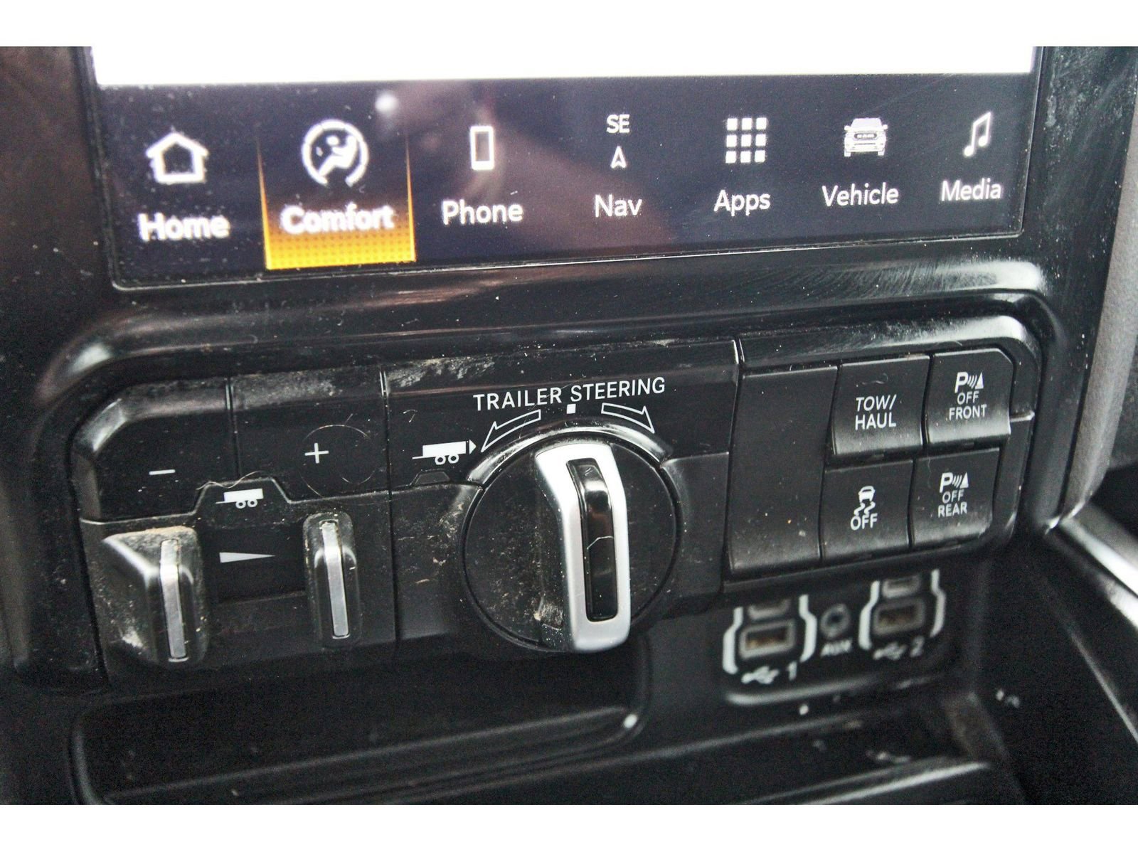 Used 2024 RAM 1500 Big Horn AWD/4WD image 28