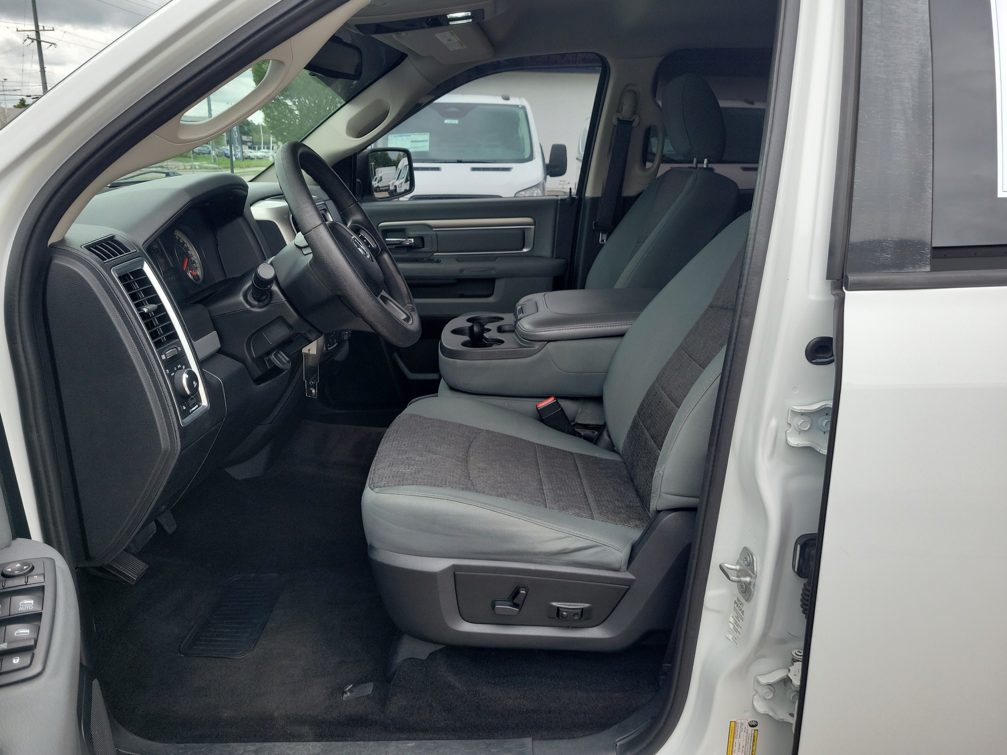 Used 2016 RAM 1500 Outdoorsman AWD/4WD image 15