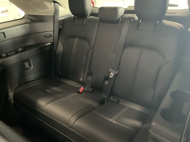 Used 2024 MAZDA CX-90 3.3 Turbo w/ Select Package image 19