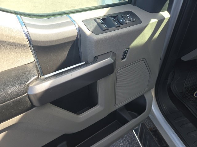 Used 2019 Ford F150 XLT w/ Equipment Group 302A Luxury AWD/4WD image 11