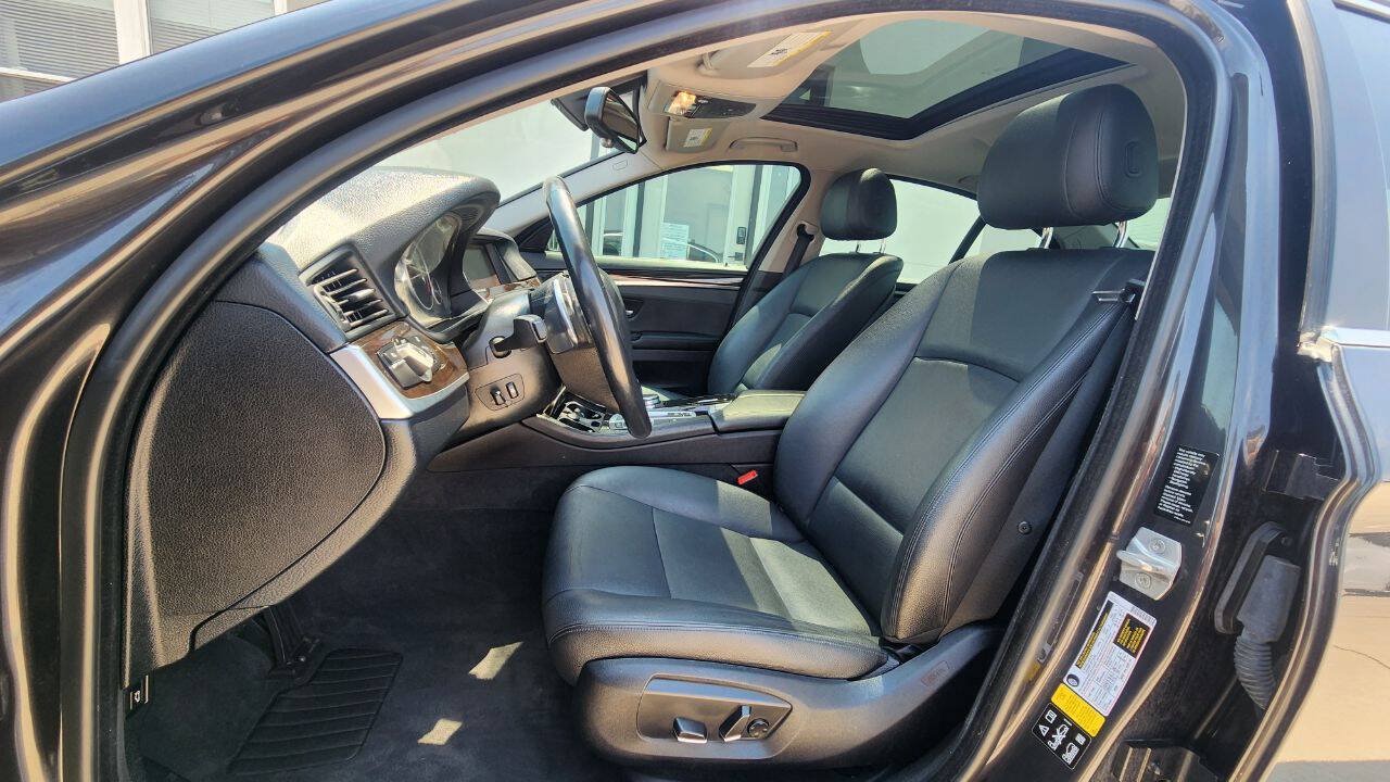Used 2016 BMW 528i xDrive Sedan AWD/4WD image 9