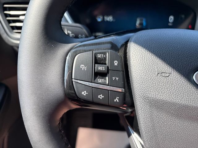 Used 2025 Ford Escape Platinum AWD/4WD image 11