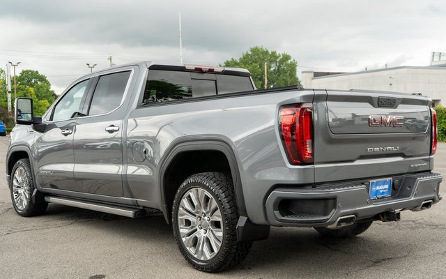 Used 2022 GMC Sierra 1500 Denali w/ Denali Reserve Package AWD/4WD image 8