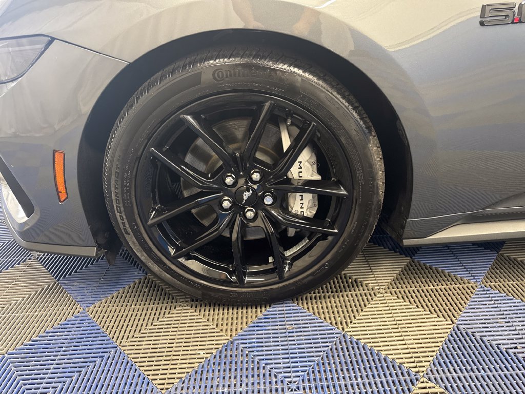Used 2025 Ford Mustang GT Premium RWD image 29