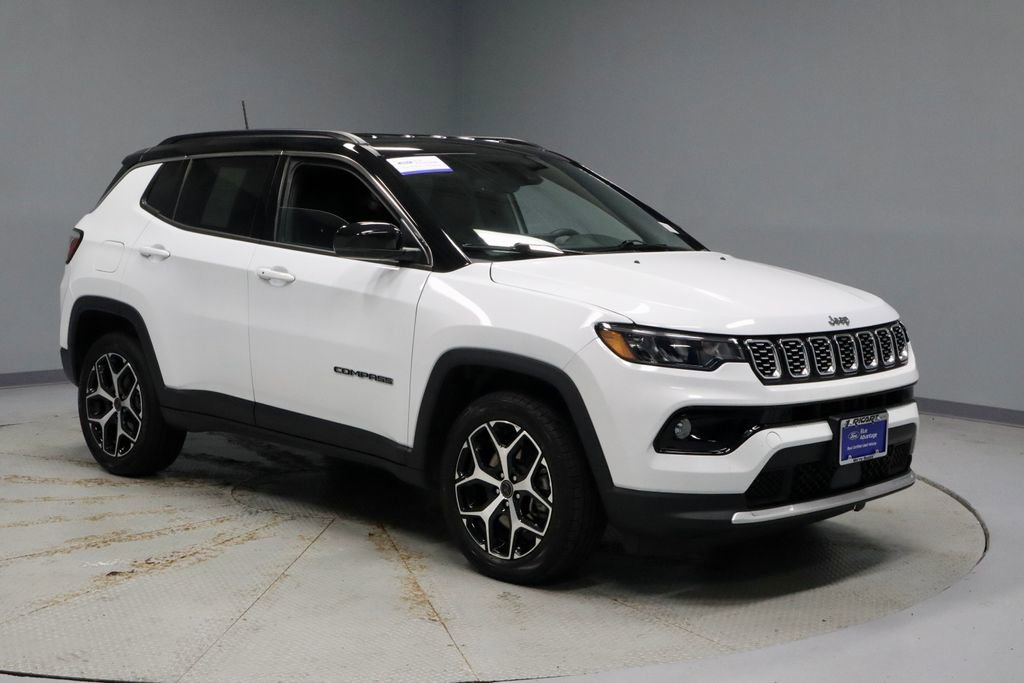 Used 2025 Jeep Compass Limited AWD/4WD image 1