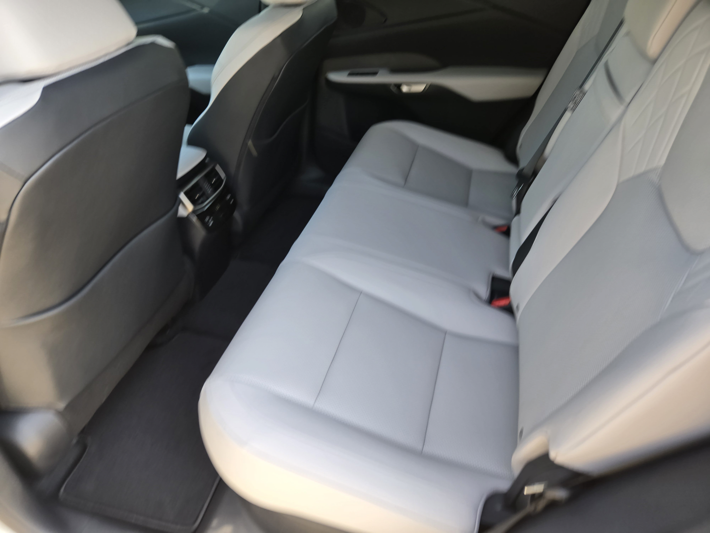 New 2026 Lexus RX 350 F Sport AWD/4WD image 17