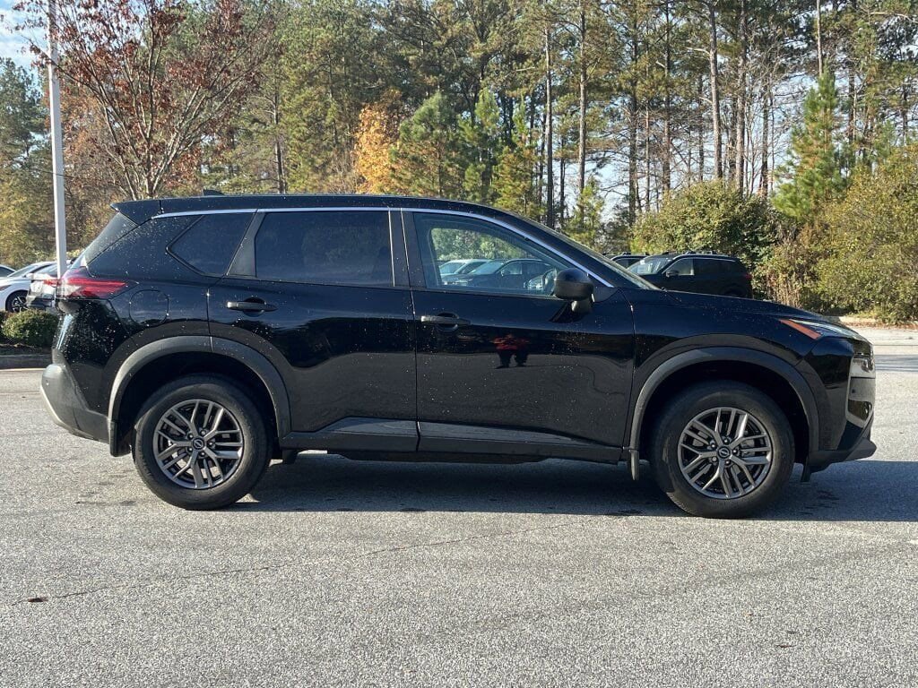Certified 2022 Nissan Rogue S image 23