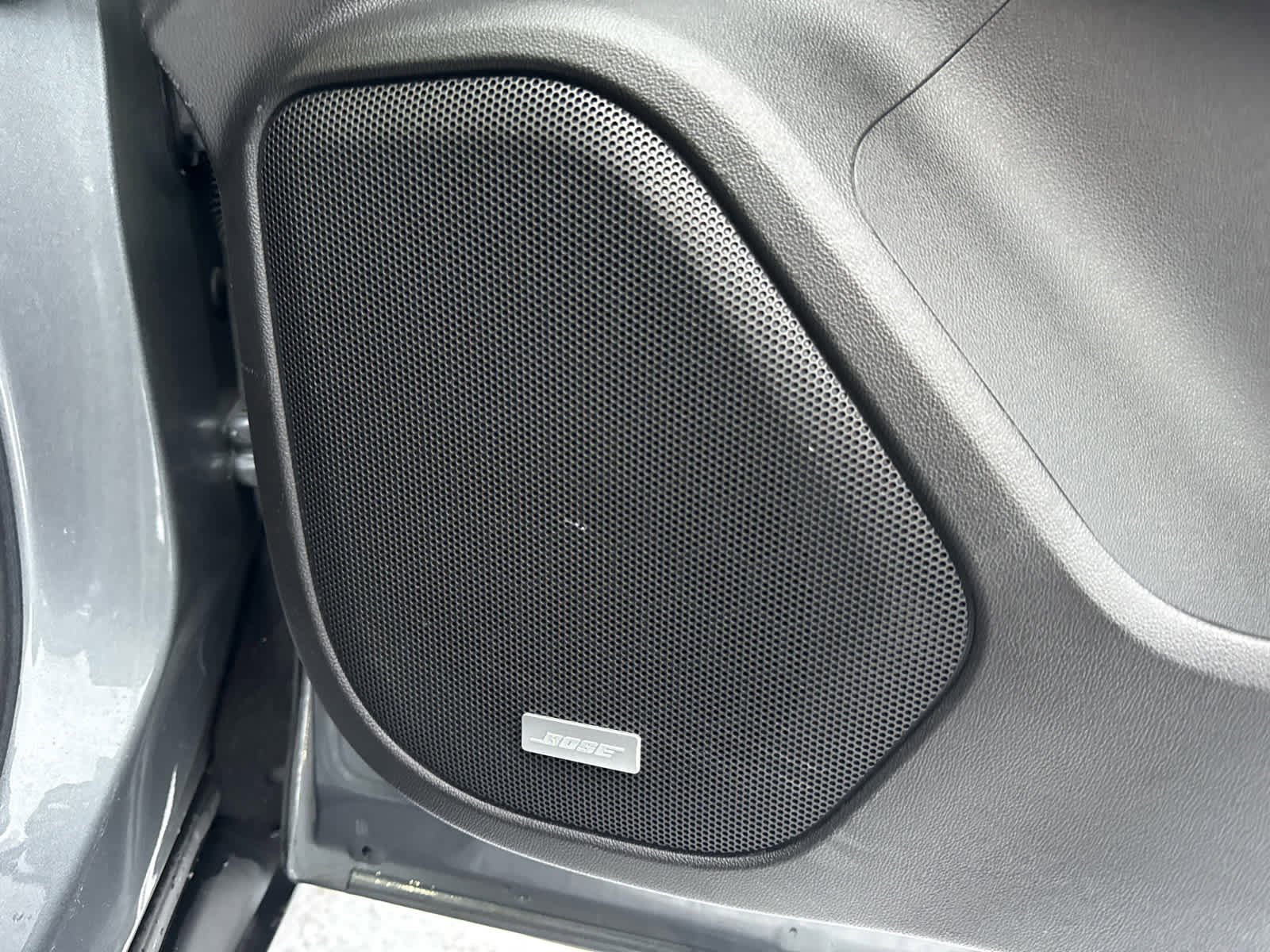 Used 2022 GMC Acadia AT4 w/ Technology Package image 31