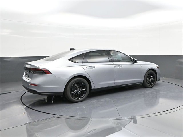 New 2025 Honda Accord SE image 13