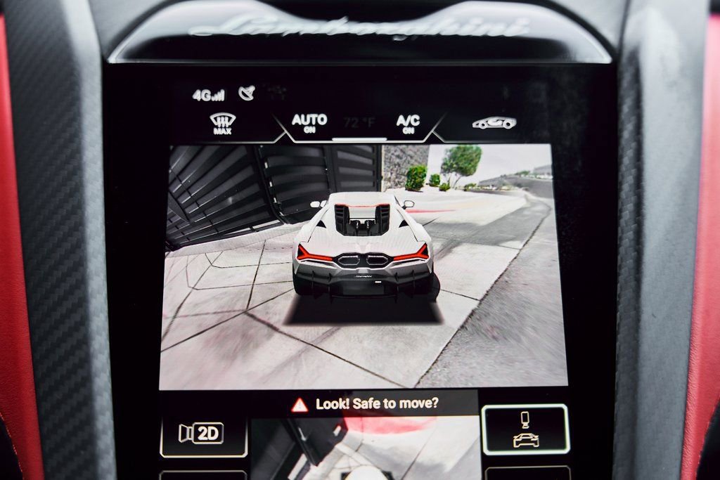 Used 2025 Lamborghini Revuelto image 70