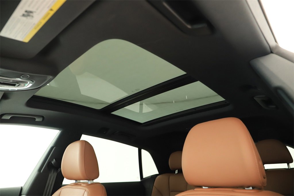 Used 2021 Audi Q8 Premium Plus image 26