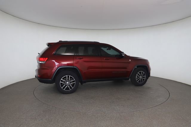 Used 2017 Jeep Grand Cherokee Trailhawk w/ Trailhawk Luxury Group AWD/4WD image 21