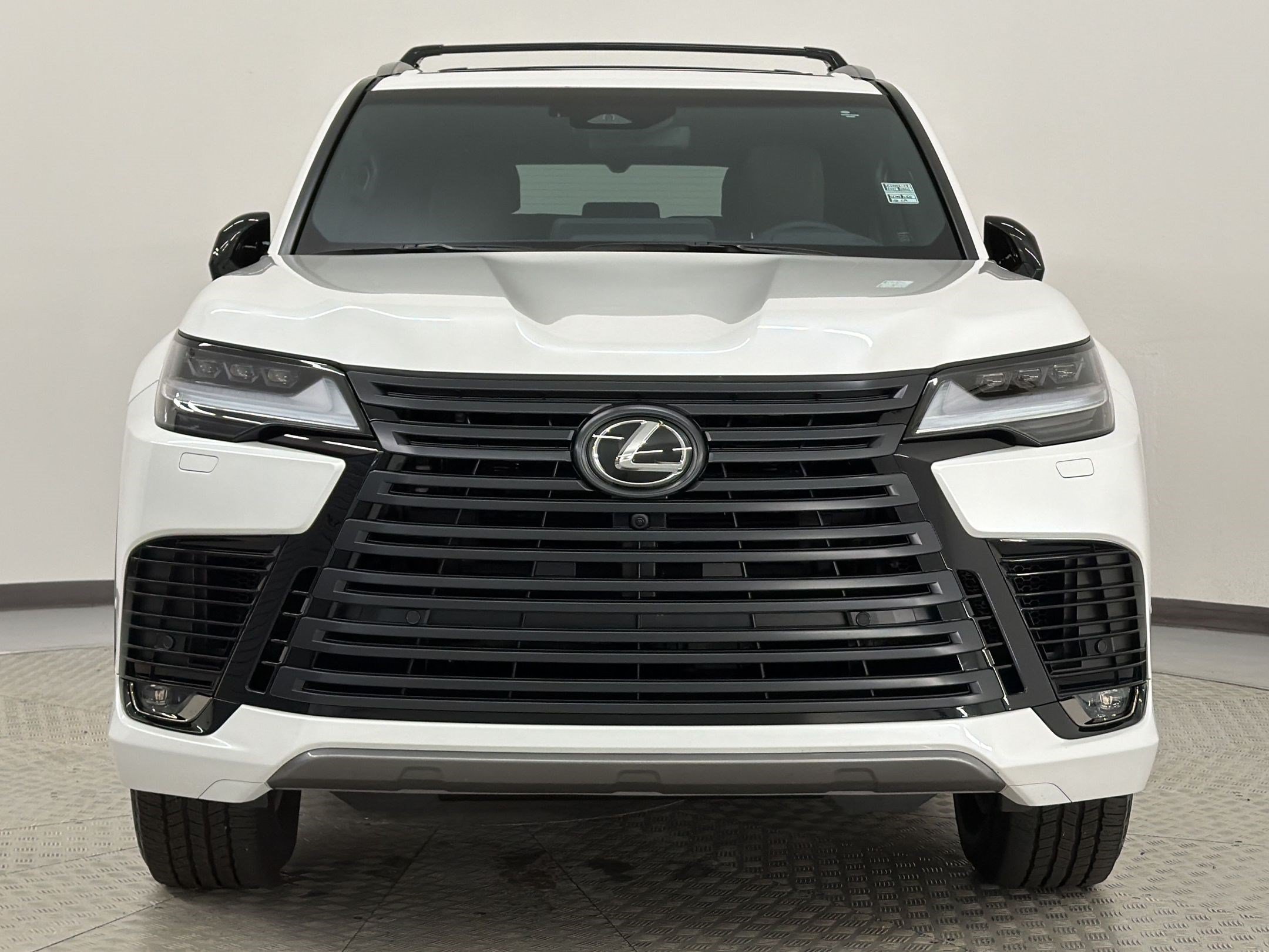 Certified 2025 Lexus LX 700h Overtrail AWD/4WD image 6