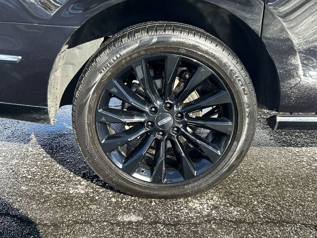 Used 2020 Lincoln Navigator L Reserve w/ Luxury Package image 12