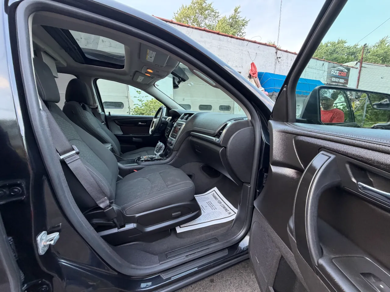 Used 2013 GMC Acadia SLE FWD image 36
