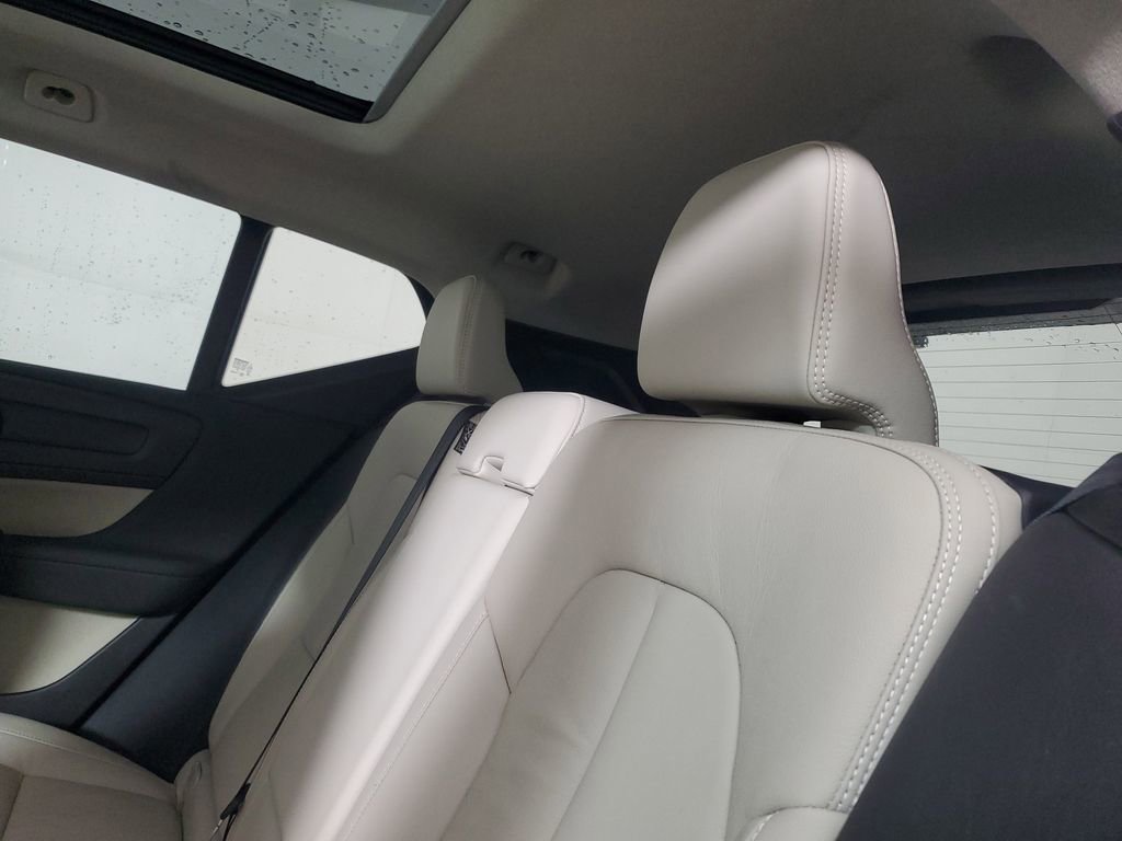 Used 2023 Volvo XC40 B5 Plus w/ Driver Assist Package image 15