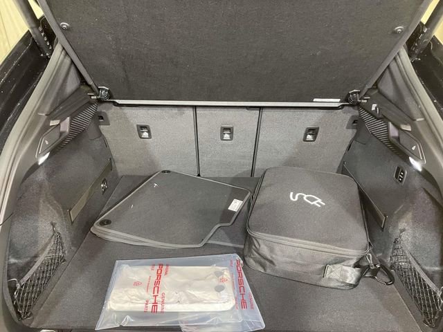 New 2025 Porsche Macan 4 Electric image 20