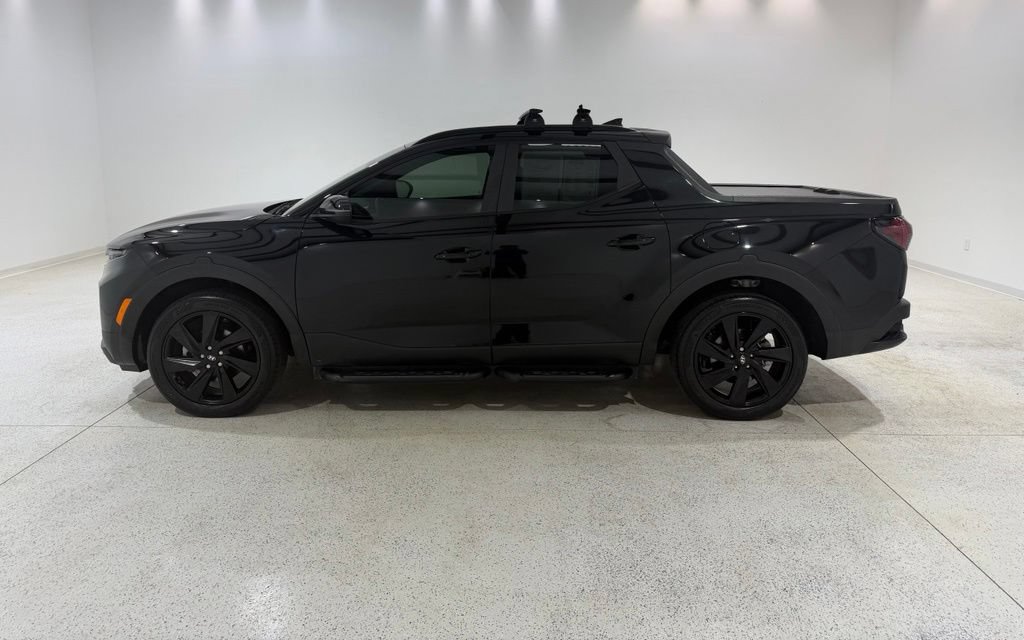 Used 2024 Hyundai Santa Cruz Night AWD/4WD image 2