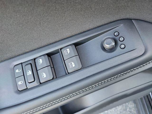 New 2026 Jeep Cherokee Laredo AWD/4WD image 20