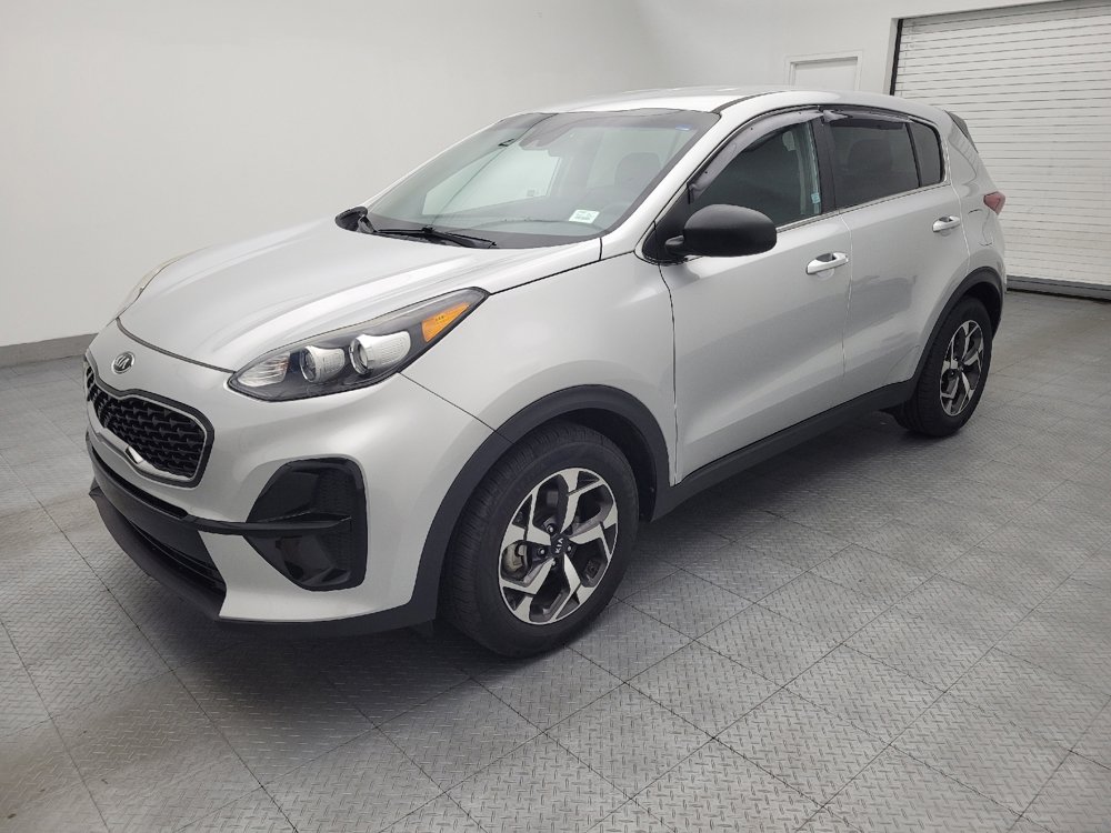 Used 2020 Kia Sportage LX FWD image 2