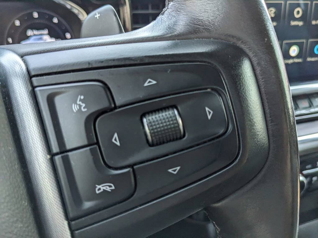 Used 2022 GMC Sierra 1500 SLT w/ SLT Convenience Package AWD/4WD image 31