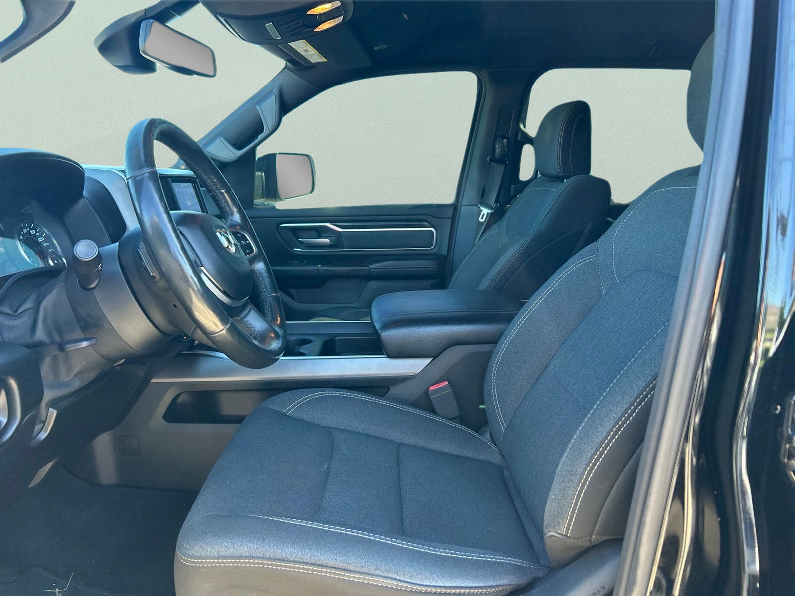 Used 2019 RAM 1500 Big Horn AWD/4WD image 9