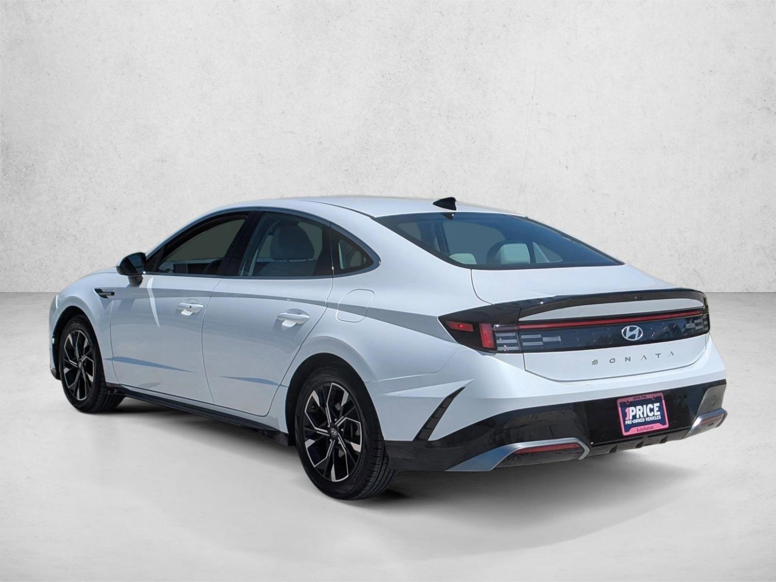Used 2024 Hyundai Sonata SEL FWD image 8
